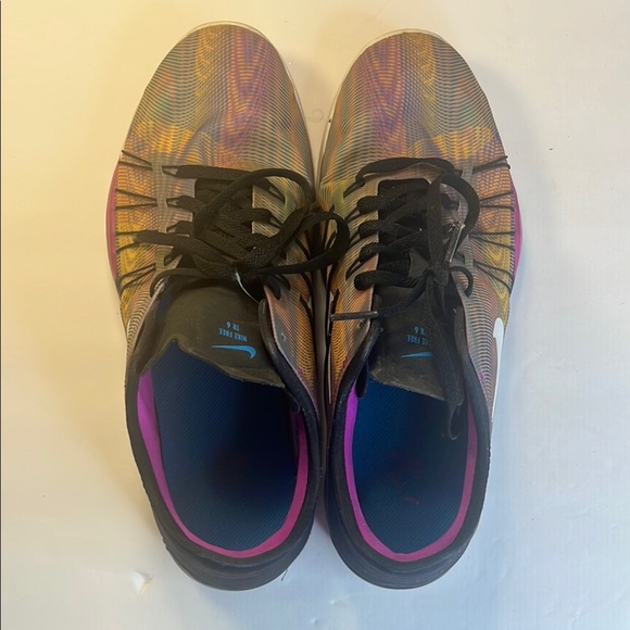 Nike Women's Multicolor Training Sneakers Shoes Size 9.5 - Picture 5 of 9